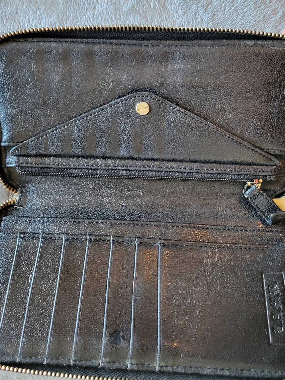 L.A.M.B. Tan and White Signature Zip Wallet - Picture 4 of 5